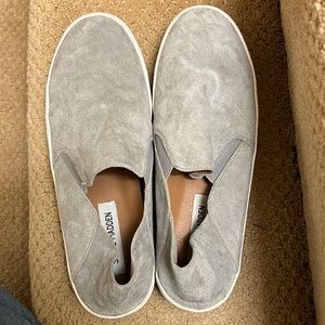GUC Steve Madden Slip-on Suede Sneaker Loafer